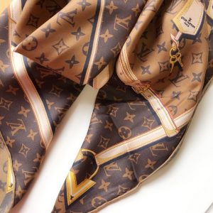 Louis Vuitton Scarf - Image 4