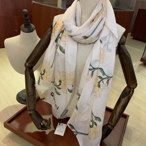 Gucci Scarf - Image 3