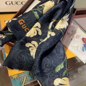 Gucci Scarf - Image 9
