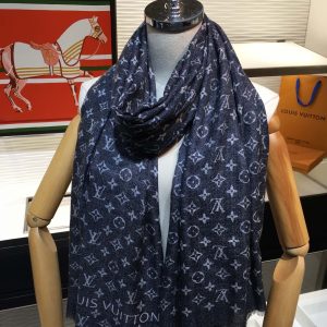 Louis Vuitton Scarf - Image 6