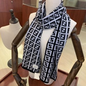 FENDI Scarf - Image 4