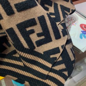 FENDI Scarf - Image 5