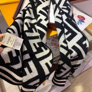 FENDI Scarf - Image 4