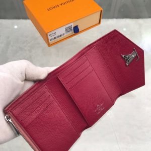 Louis Vuitton Wallet - Image 8