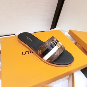 LOUIS VUITTON Lock Slippers - Image 7