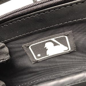 Gucci Wallets - Image 4