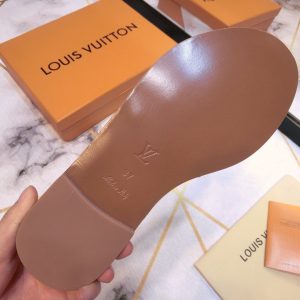 LOUIS VUITTON Lock Slippers - Image 3