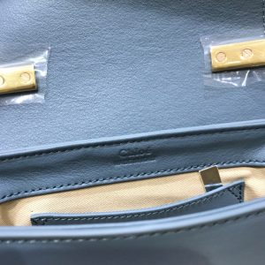 Chloé C Shoulder Bags - Image 3