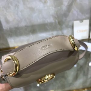 Chloé C Shoulder Bags - Image 7
