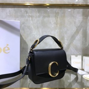 Chloé C Shoulder Bags - Image 9