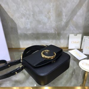 Chloé C Shoulder Bags - Image 7