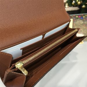 LOUIS VUITTON WALLET - Image 10
