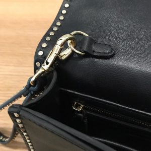 Valentino Garavani Rockstud - Image 4