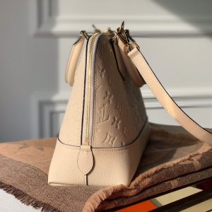 LOUIS VUITTON Alma - Image 8