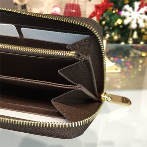 LOUIS VUITTON ZIPPY - Image 7