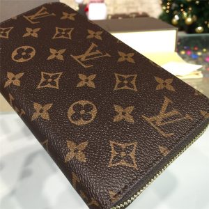 LOUIS VUITTON ZIPPY - Image 4