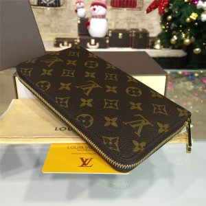 LOUIS VUITTON ZIPPY - Image 4