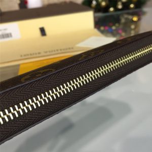 LOUIS VUITTON ZIPPY - Image 6