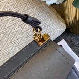 Givenchy Mystic - Image 7