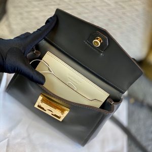 Givenchy Mystic - Image 4