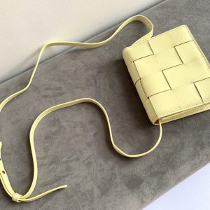 BOTTEGA VENETA PADDED CASSETTE BAG - Image 9