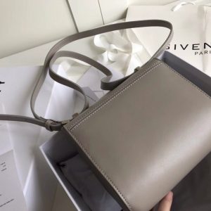 Givenchy Pandora Bag - Image 3