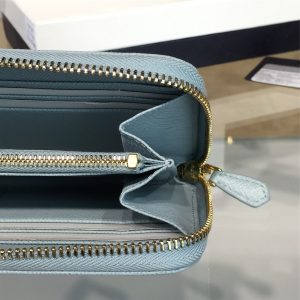 Prada wallet - Image 8