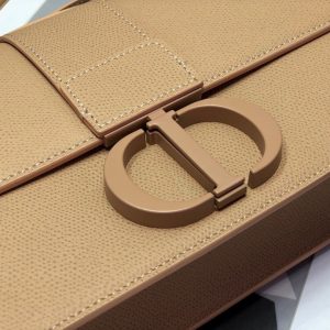 DIOR 30 MONTAIGNE - Image 5