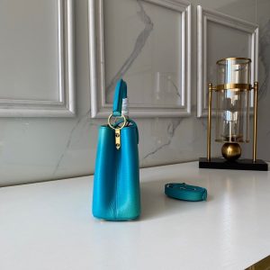 Louis Vuitton CAPUCINES - Image 3