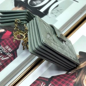DIOR Cardholder - Image 5