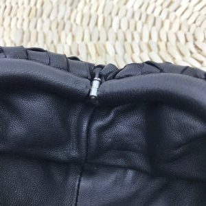 BOTTEGA VENETA Pouch - Image 7