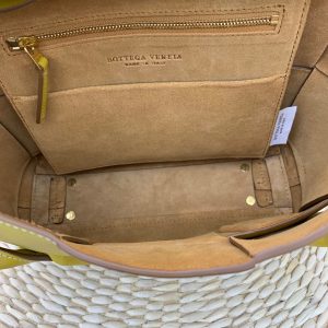 BOTTEGA VENETA Handbag - Image 7