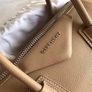 Givenchy Antigona Bag Small - Image 9