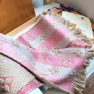 Louis Vuitton Scarf - Image 7