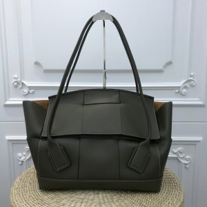 BOTTEGA VENETA Handbag - Image 3