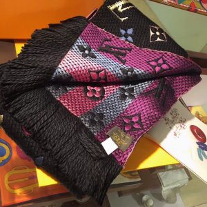 Louis Vuitton Scarf - Image 8