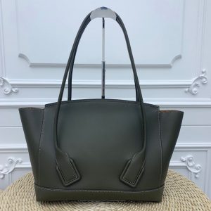 BOTTEGA VENETA Handbag - Image 3