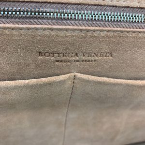 BOTTEGA VENETA Handbag - Image 9