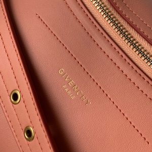 Givenchy pocket - Image 9