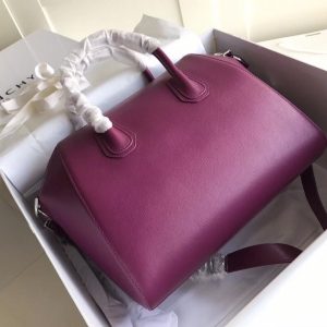 Givenchy Antigona Bag Medium - Image 6