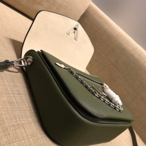 Louis Vuitton VERY - Image 8