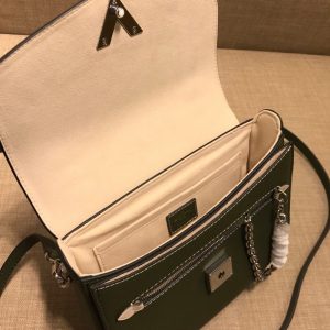 Louis Vuitton VERY - Image 4