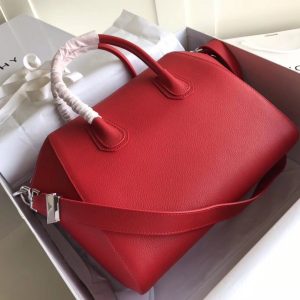 Givenchy Antigona Bag Medium - Image 5
