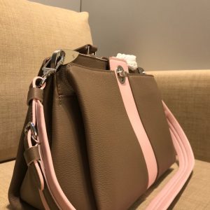Louis Vuitton ASTRID - Image 9