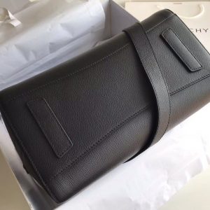 Givenchy Antigona Bag Medium - Image 3