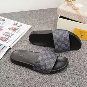 Louis Vuitton slippers - Image 9