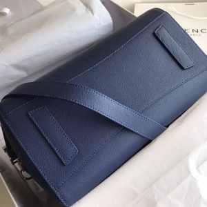 Givenchy Antigona Bag Medium - Image 5