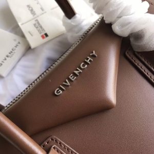 Givenchy Antigona Bag Small - Image 8