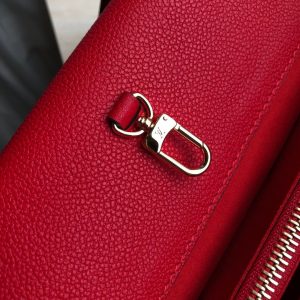 Louis Vuitton Venus Handbag - Image 8