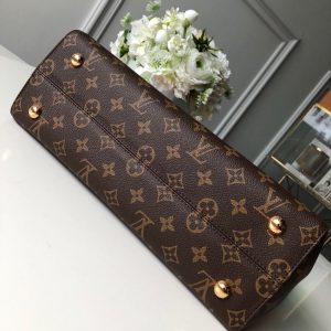 Louis Vuitton Venus Handbag - Image 7
